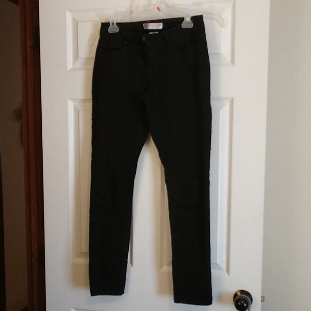 Black skinny jeans
